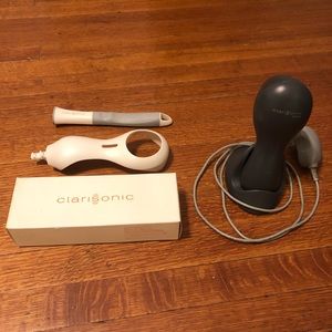 Clarisonic Pro with attachment
